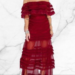 Stunning tulle lace ruffled maxi dress